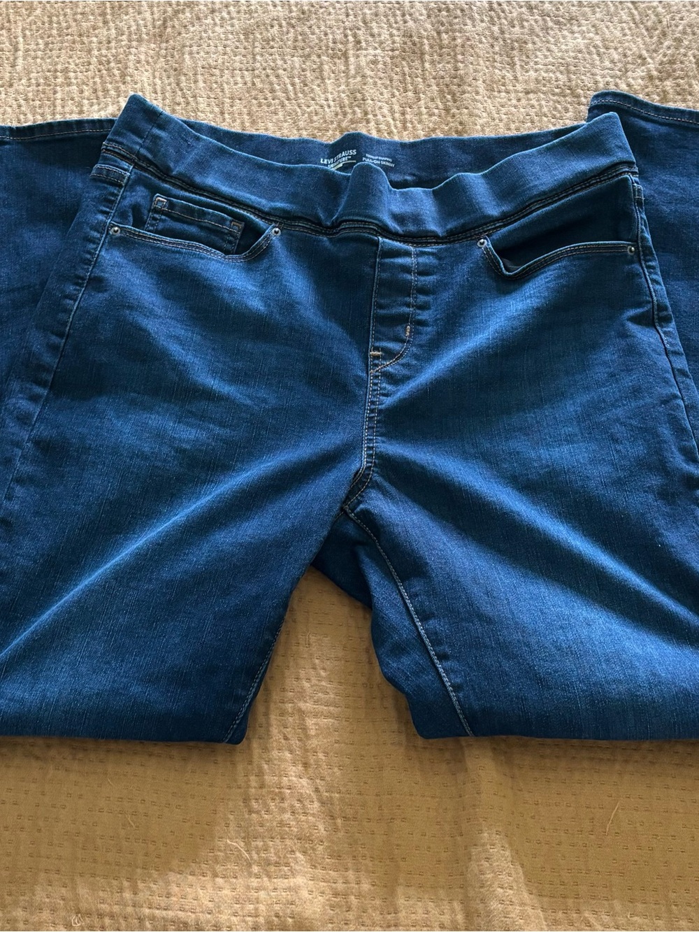 Levi's Blue Rhythm Skinny Pull-On Jeans - Dark Blue Denim